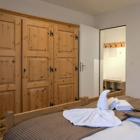 Apartamento Chesa Ginellas By Interhome *