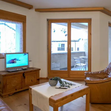 דירה Chesa Ginellas By Interhome סילס מריה