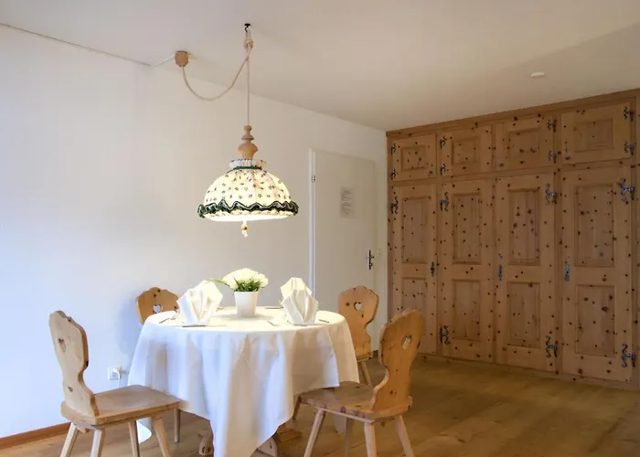 Lejlighed Chesa Ginellas By Interhome *