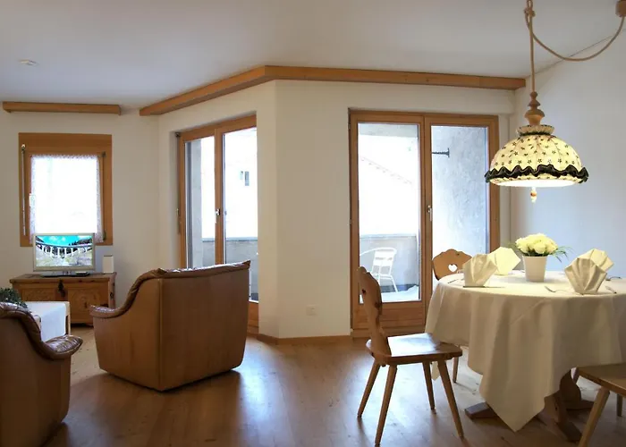 Chesa Ginellas By Interhome Appartement